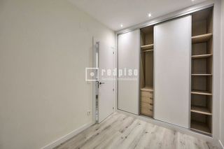 Piso en alquiler en Pº Zorrilla - Cuatro de Marzo en Valladolid