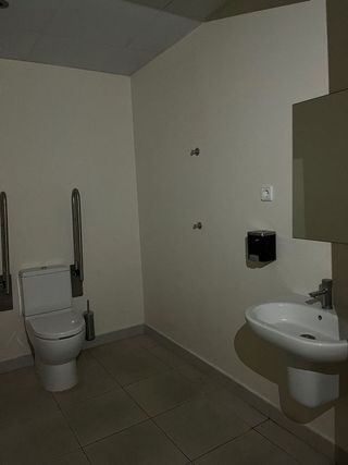 Local comercial en alquiler en Onda