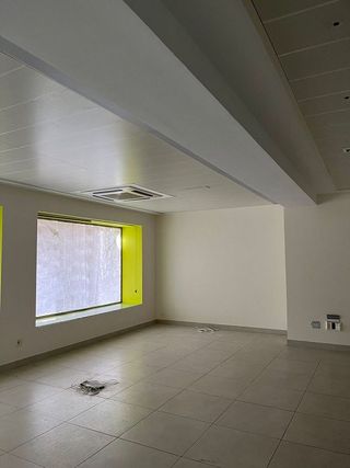 Local comercial en alquiler en Onda