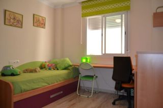 Piso en alquiler en Martín Carpena - Torre del Río en Málaga