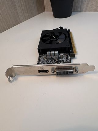 Gigabyte GeForce GT 710 - Sin probar