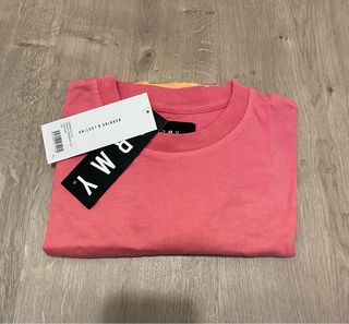 Camiseta GRMY degradado rosa y naranja
