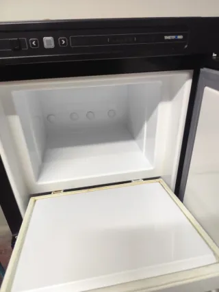 Frigorífico Trivalente Thetford N3141