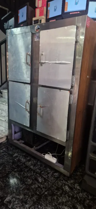 Nevera Enfriador 4 Puertas