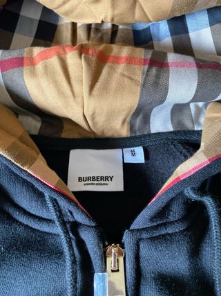 Sudadera Burberry Negra con Capucha