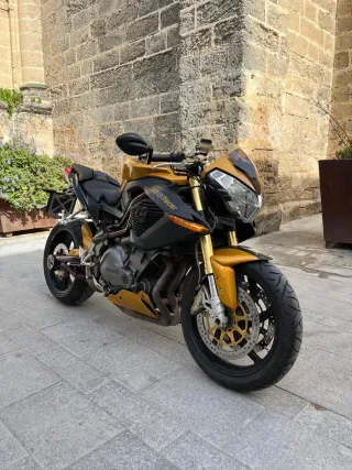 Benelli Café Racer 1130 Negra/Dorada