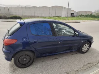 Peugeot 206 2002