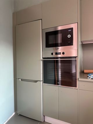 horno + microondas + fregadero