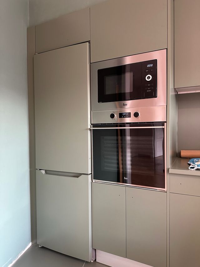 horno + microondas + fregadero