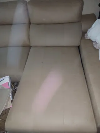 Sofá chaise longue con canapé