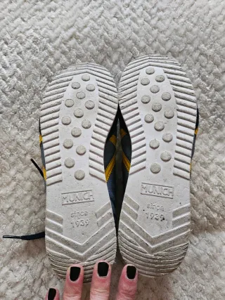 Deportivas Munich Azul y Gris