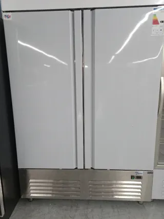 Nevera expositora doble puerta Tlf 674470944