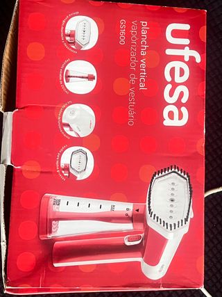 Plancha Vertical Ufesa GS1600 Vaporizador