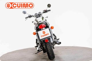 TRIUMPH BONNEVILLE 900