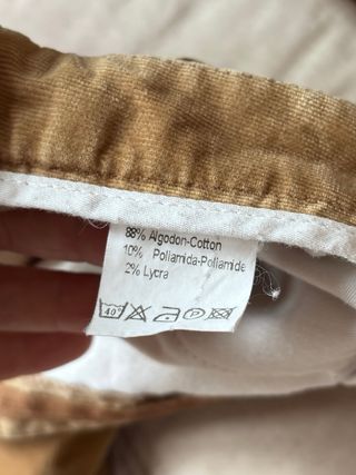 Pantalones chinos de pana marrones