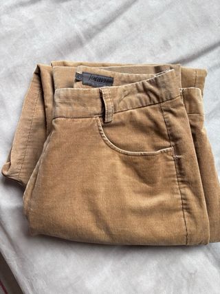 Pantalones chinos de pana marrones