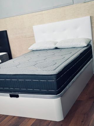 Canapé y Colchón Gris/Blanco