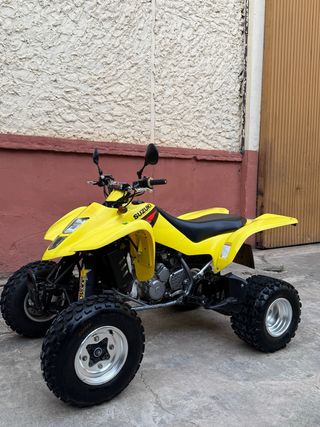 Suzuki LTZ 400