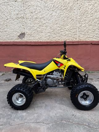 Suzuki LTZ 400