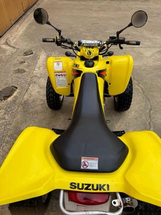 Suzuki LTZ 400