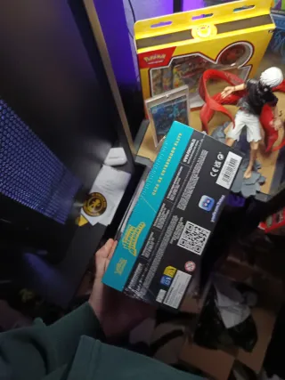 ETB Héroes Ascendentes Español pokemon