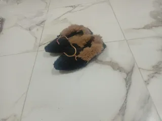 Zapatillas con pelito elegantes