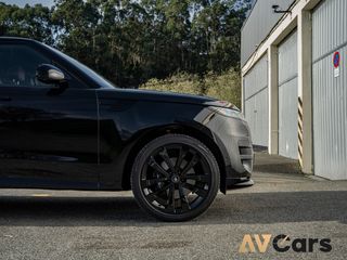 Land Rover Rang Sport 3.0 TD6 AWD Dynamic SE 2024