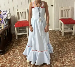 Vestido de flamenca azul con volantes
