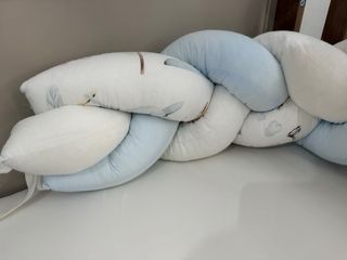 Nido reductor bebé estampado trenes y pájaros