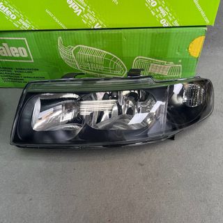 Faros Seat Leon Cupra 1M valeo nuevos
