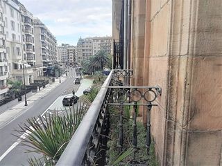 Piso en venta en Centro en San Sebastián-Donostia