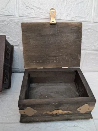 Juego 2 Cajas Decoradas Marrón y Dorado