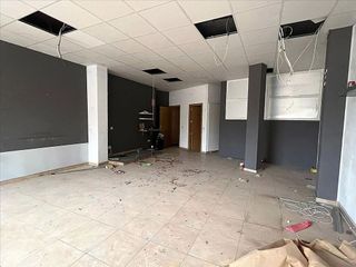 Local comercial en venta en Yeles