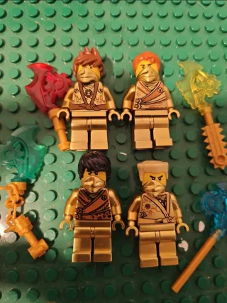 Lego Ninjago Figuras Doradas no oficial