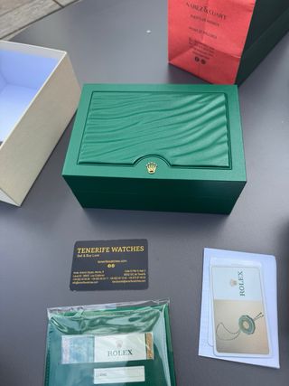 Rolex Submariner Negro/Plateado 2014 40mm full set