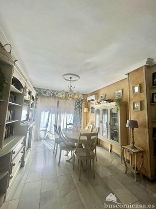 Piso en venta en Linares