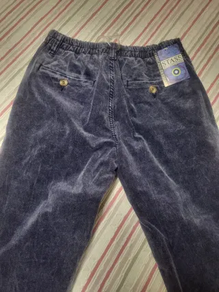 Pantalón azul nuevo