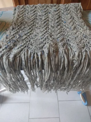 Sciarpa lana lavorata a mano grigio blu