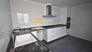 Piso en venta en Monserrat