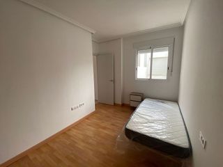 Casa adosada en alquiler en Onda