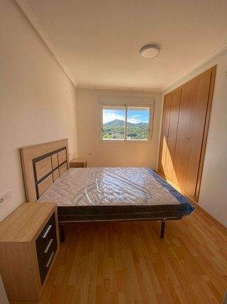 Casa adosada en alquiler en Onda