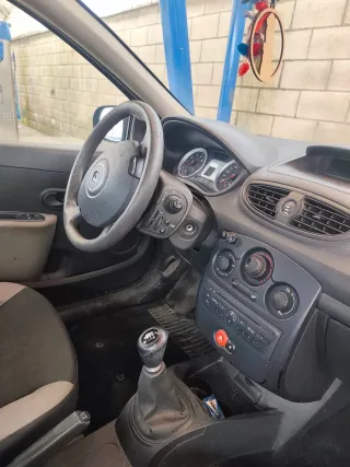 renault clio clio 2009