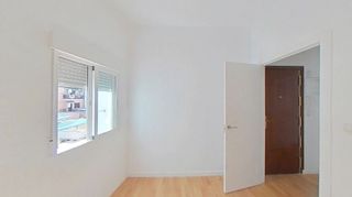 Piso en venta en Valdeacederas en Madrid