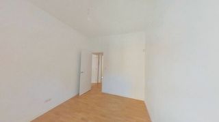 Piso en venta en Valdeacederas en Madrid