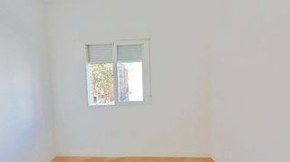 Piso en venta en Valdeacederas en Madrid
