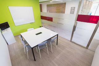 Local comercial en alquiler en Eixample Nord – La Devesa en Girona