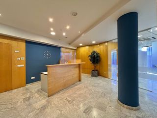 Oficina en alquiler en Mestral en Reus