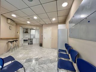 Oficina en alquiler en Mestral en Reus