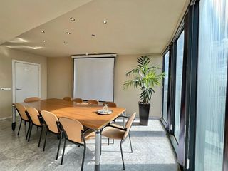 Oficina en alquiler en Mestral en Reus