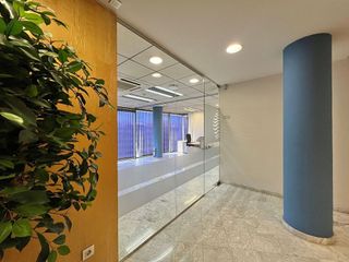 Oficina en alquiler en Mestral en Reus